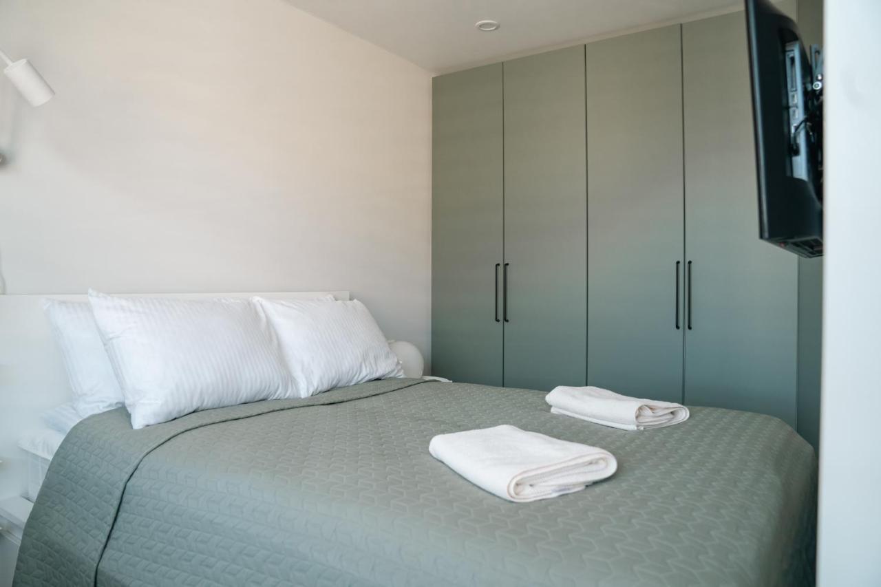Grey Green Studio Apartment Бирштонас Экстерьер фото